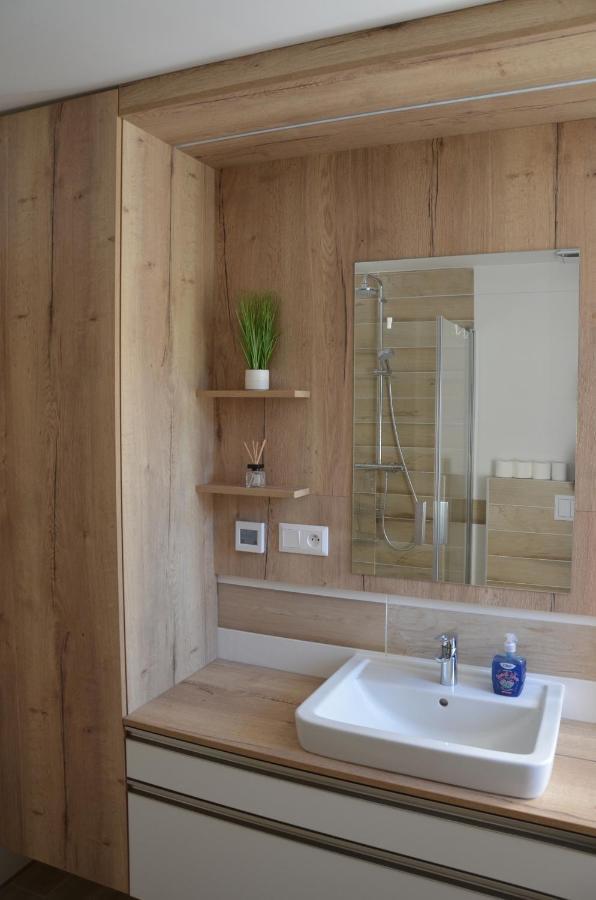 Visit Sauna Klinovec โลชนา โปด กลิโนฟเซม ภายนอก รูปภาพ
